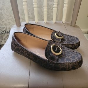 Calvin klein flat loafer